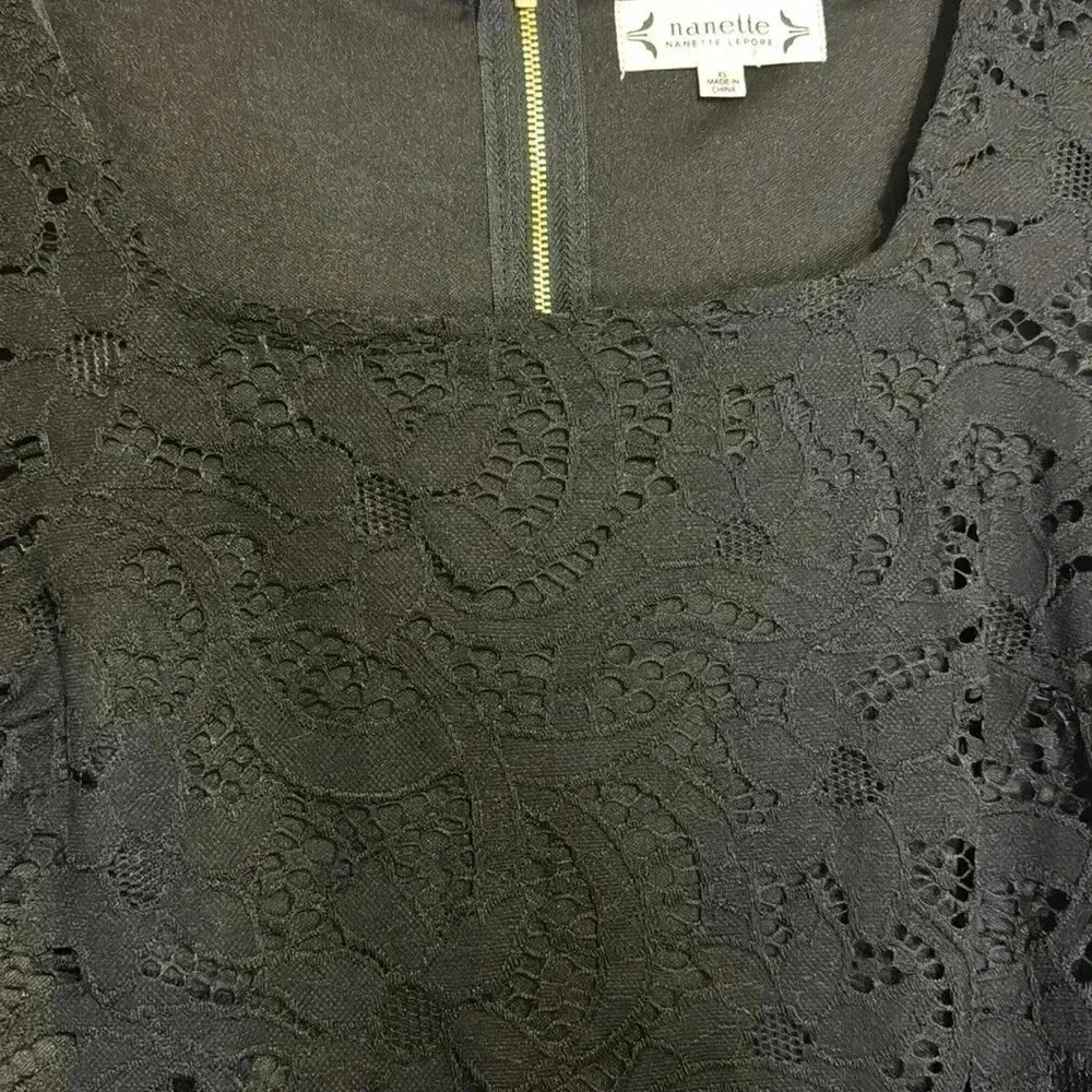 Nanette Lepore Classic Lace 3/4 Sleeves Top - Picture 6 of 6